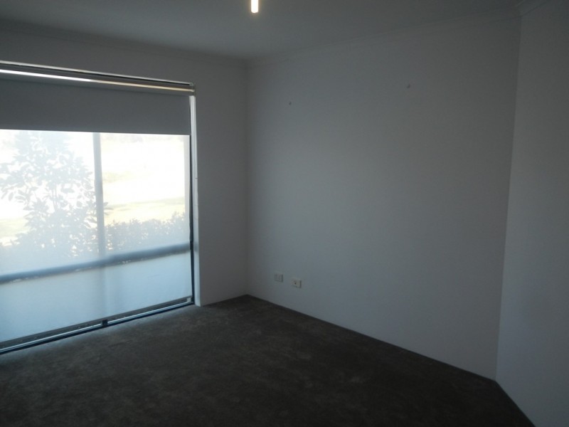 14 Hampstead Gate, Success WA 6164