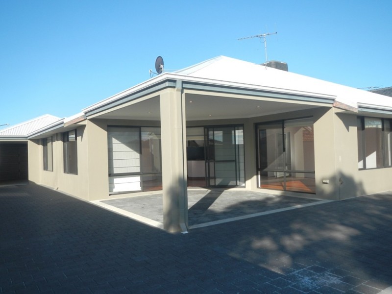 14 Hampstead Gate, Success WA 6164