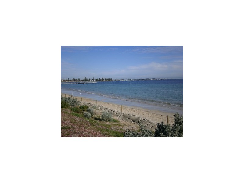 1/58 Kent Street, Rockingham WA 6168