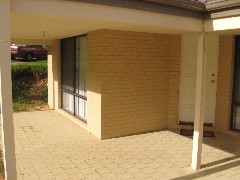 4 Bingfield Road West, Medina WA 6167