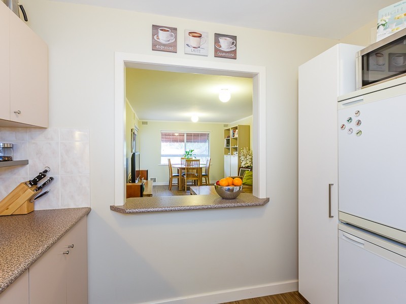 Unit 1, 9 Gamble Place, Orelia WA 6167