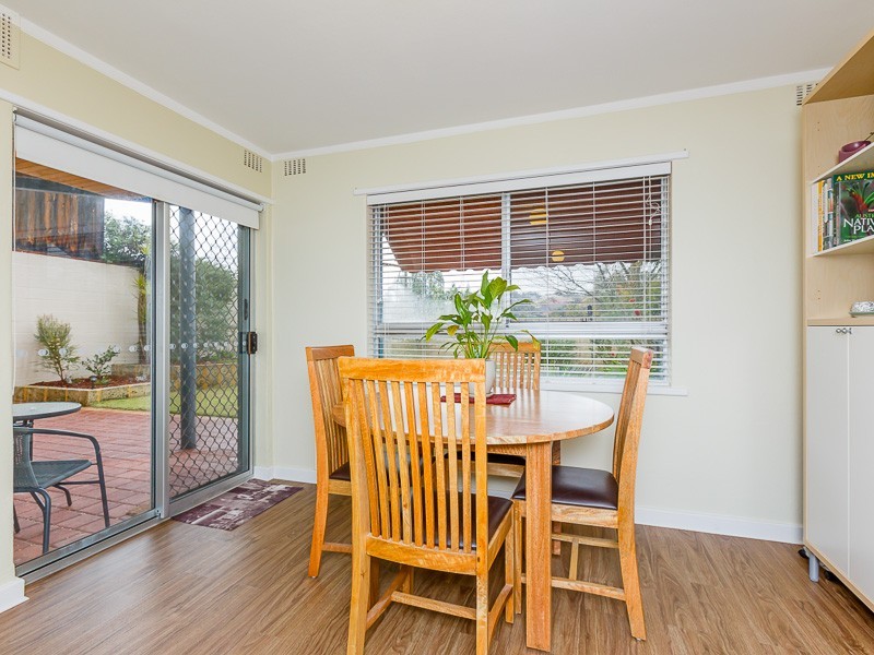 Unit 1, 9 Gamble Place, Orelia WA 6167