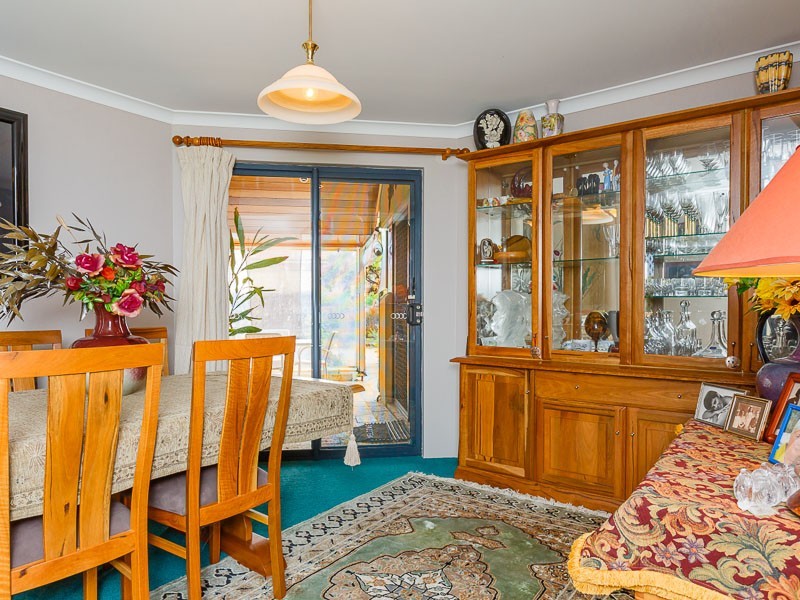 6 St Ives Cove, Warnbro WA 6169