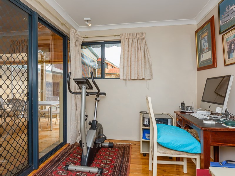 6 St Ives Cove, Warnbro WA 6169
