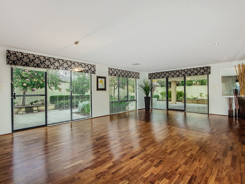 24 Vernon Gough Drive, Baldivis WA 6171