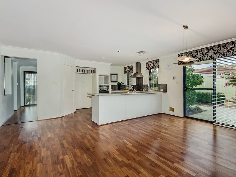 24 Vernon Gough Drive, Baldivis WA 6171