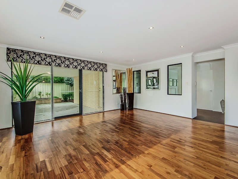 24 Vernon Gough Drive, Baldivis WA 6171
