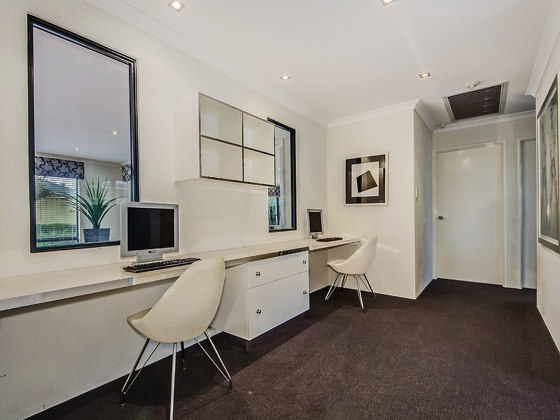 24 Vernon Gough Drive, Baldivis WA 6171
