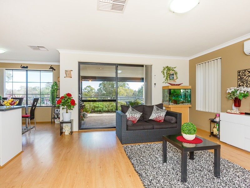 2 Onyx Lane, Wellard WA 6170