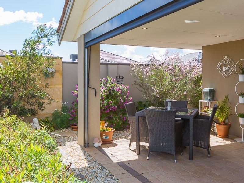 2 Onyx Lane, Wellard WA 6170