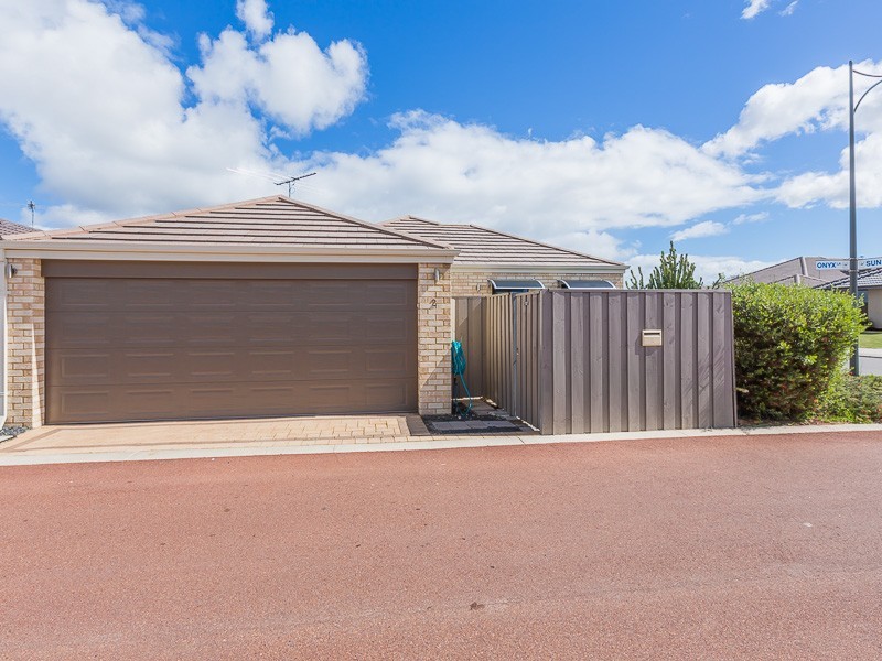 2 Onyx Lane, Wellard WA 6170