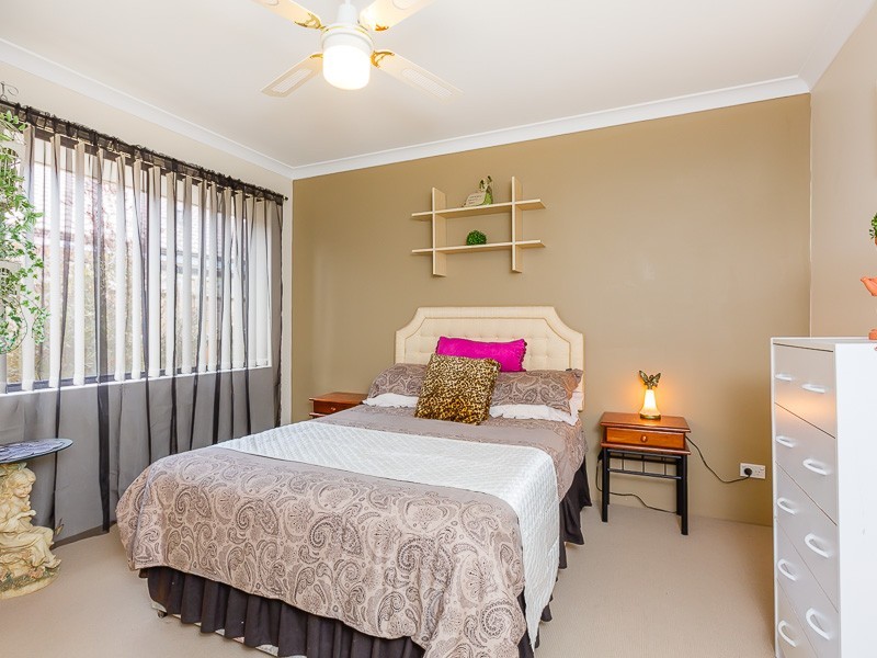 2 Onyx Lane, Wellard WA 6170