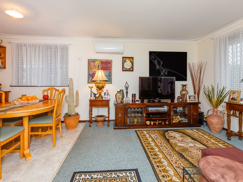 30 Dawson Way, Parmelia WA 6167