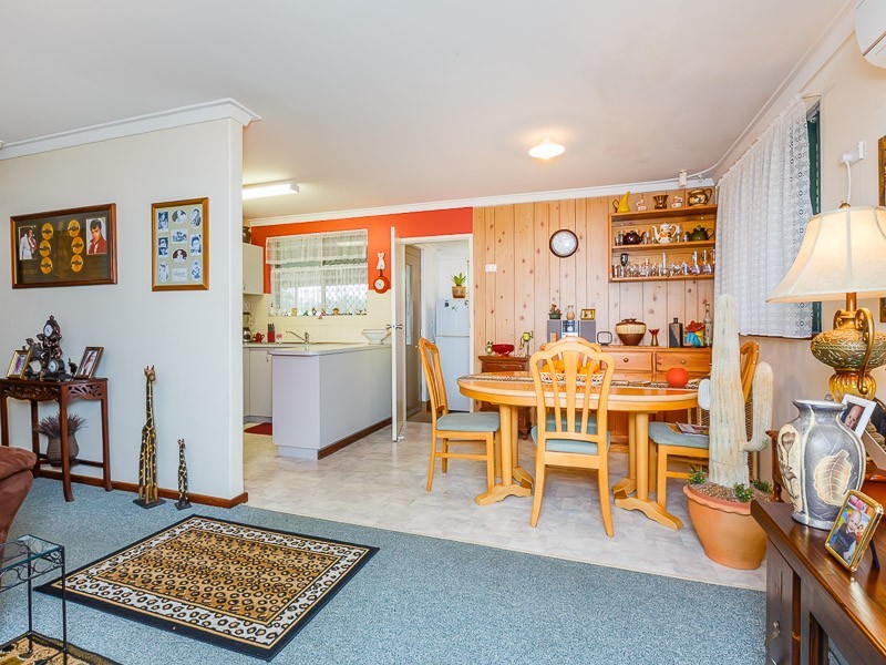 30 Dawson Way, Parmelia WA 6167