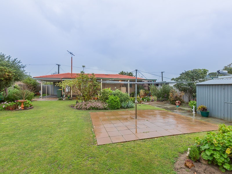 30 Dawson Way, Parmelia WA 6167
