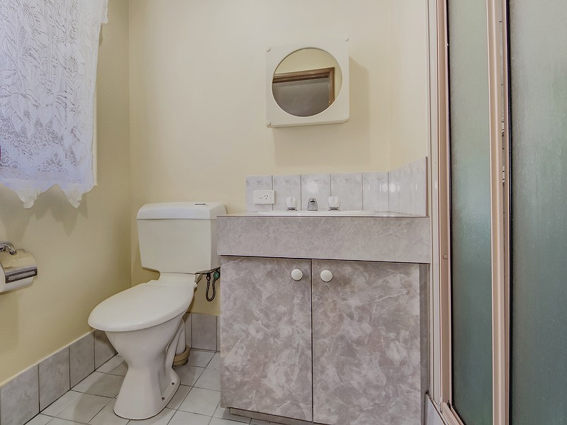 2 Ferris Green, Parmelia WA 6167