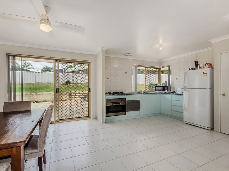 7 Judges Gardens, Leda WA 6170