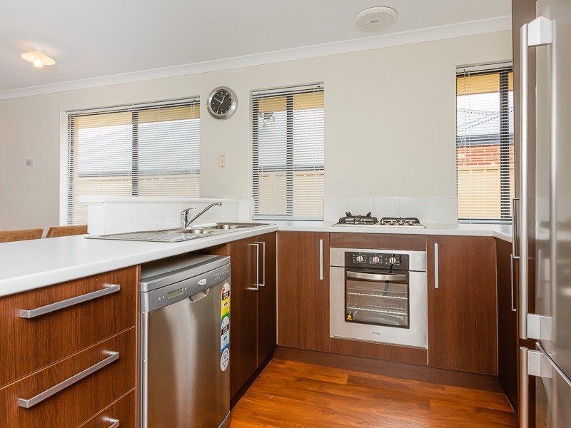 35 Moston Crescent, Bertram WA 6167