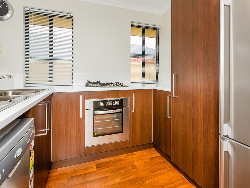 35 Moston Crescent, Bertram WA 6167