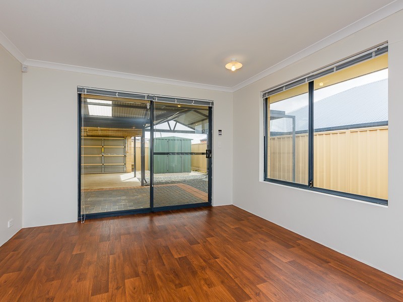 35 Moston Crescent, Bertram WA 6167