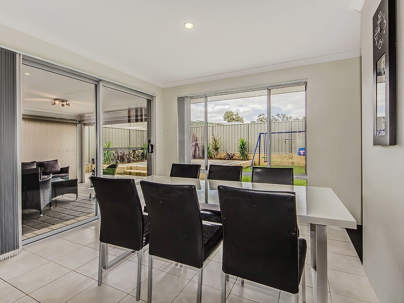 4 Chipping Crescent, Wellard WA 6170