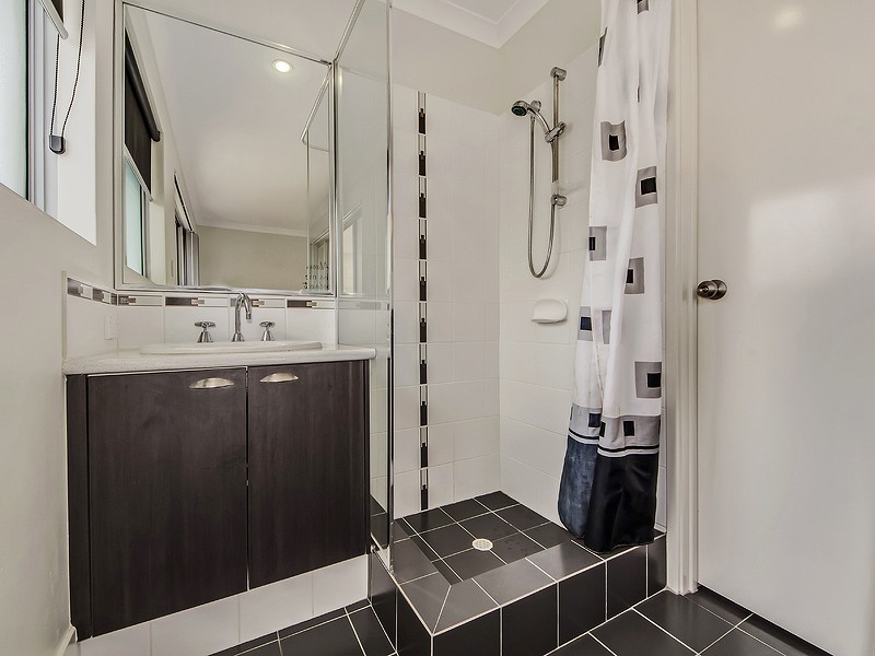 4 Chipping Crescent, Wellard WA 6170