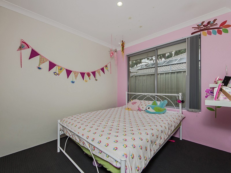 4 Chipping Crescent, Wellard WA 6170