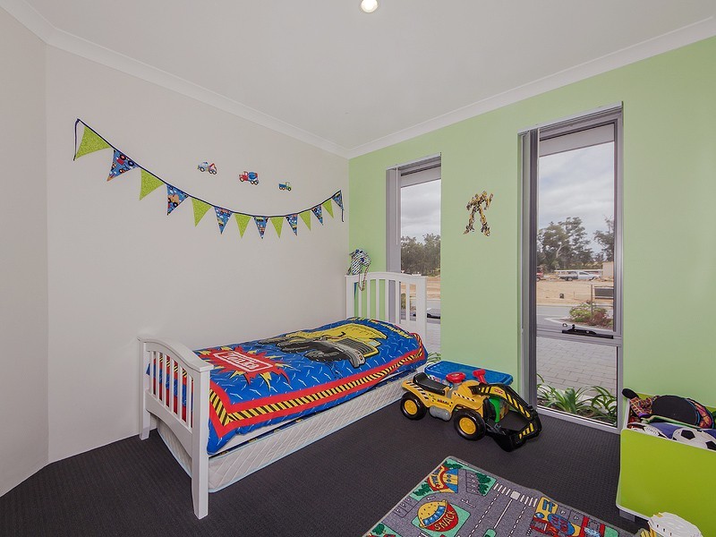 4 Chipping Crescent, Wellard WA 6170