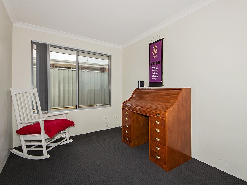 4 Chipping Crescent, Wellard WA 6170