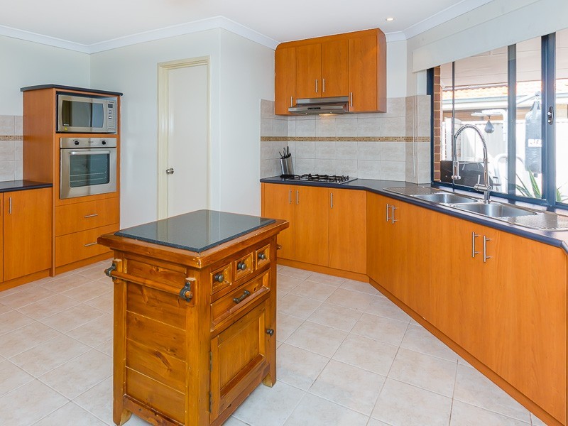10 Diadem Crescent, Bertram WA 6167