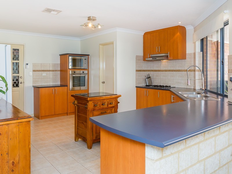 10 Diadem Crescent, Bertram WA 6167
