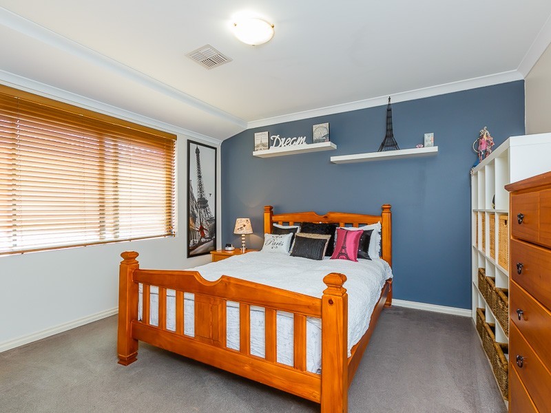 10 Diadem Crescent, Bertram WA 6167