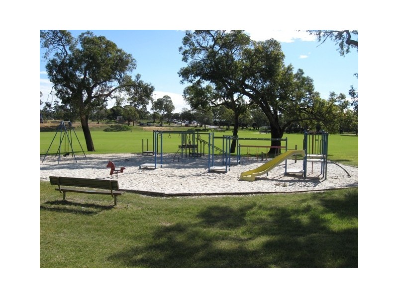 Unit 16, 54 Christmas Avenue, Orelia WA 6167