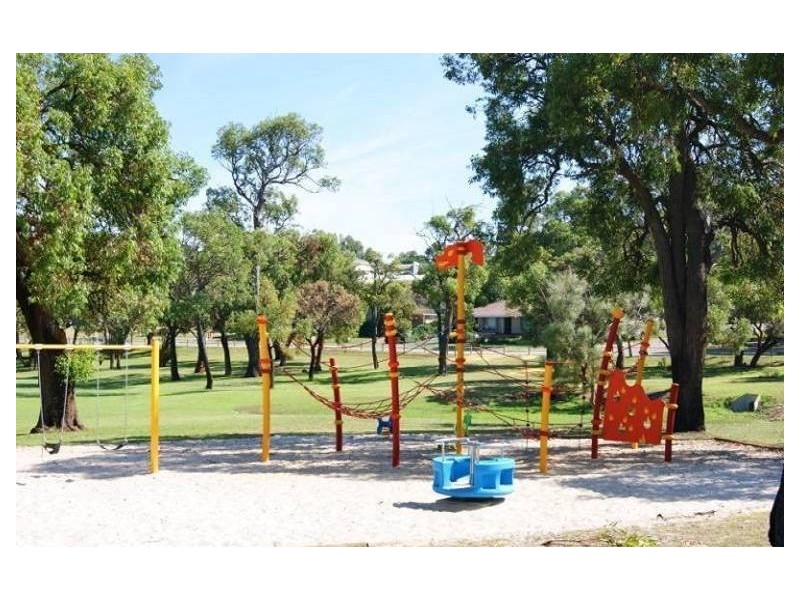 Unit 9, 13 Milton Place, Orelia WA 6167