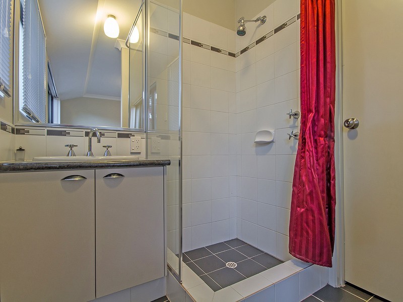 2 Chipping Crescent, Wellard WA 6170