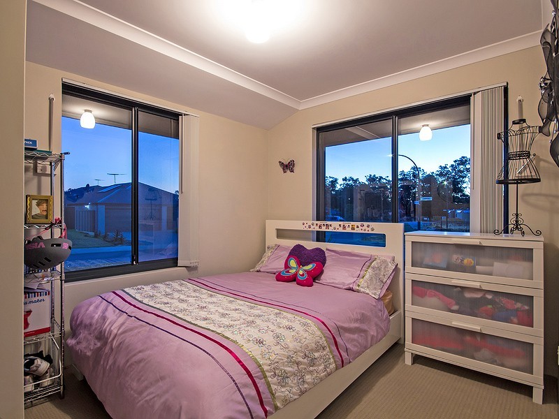 2 Chipping Crescent, Wellard WA 6170