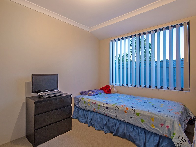 2 Chipping Crescent, Wellard WA 6170