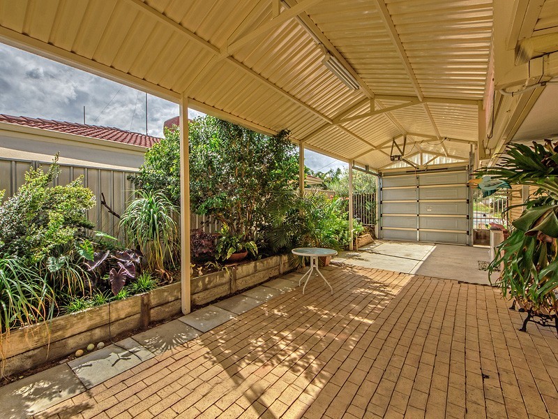 35 Skottowe Parkway, Parmelia WA 6167