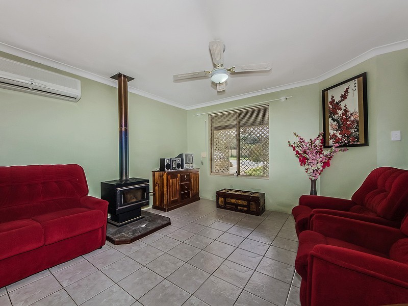 35 Skottowe Parkway, Parmelia WA 6167