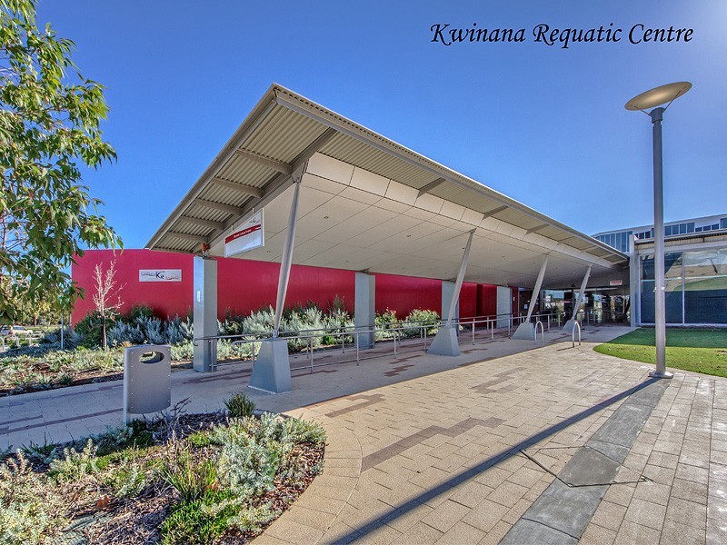 5 Campden Loop, Parmelia WA 6167