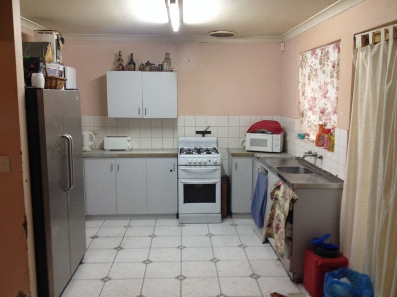 40 Sloan Drive, Leda WA 6170