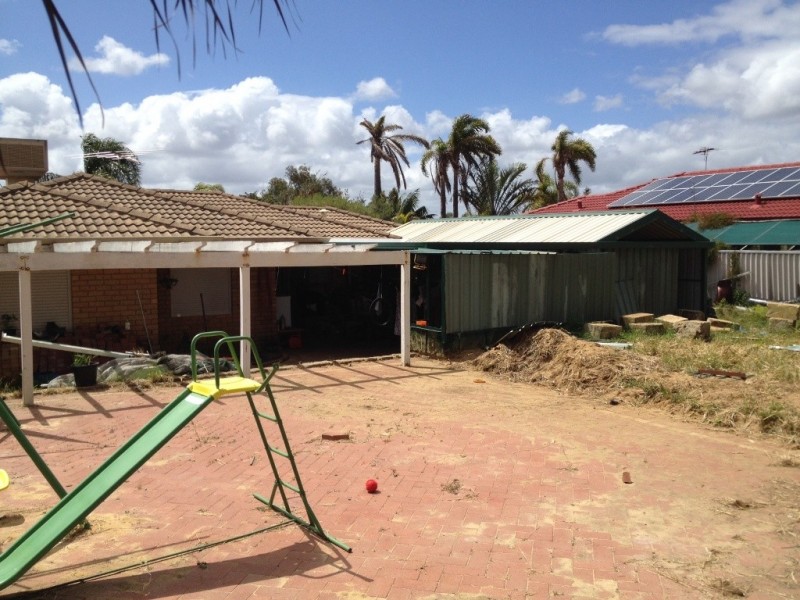 40 Sloan Drive, Leda WA 6170