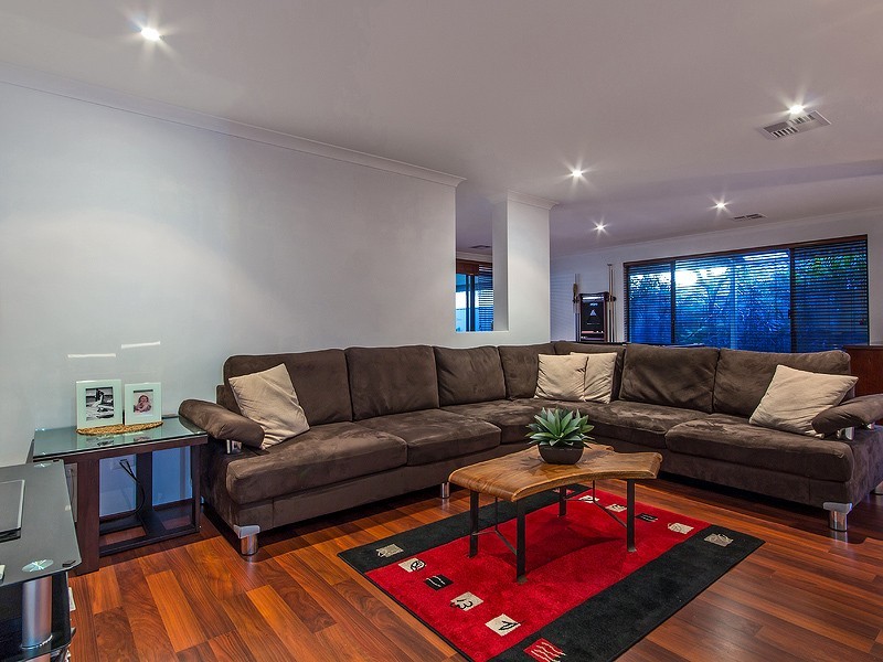 22 Westcliff Street, Wellard WA 6170