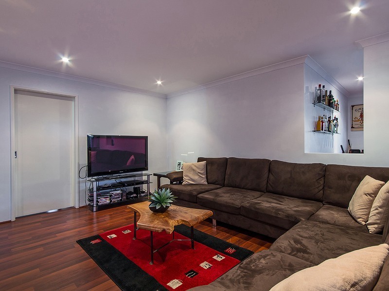 22 Westcliff Street, Wellard WA 6170