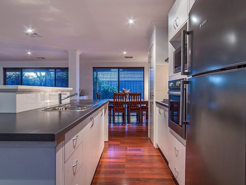 22 Westcliff Street, Wellard WA 6170