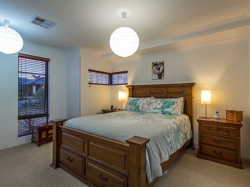 22 Westcliff Street, Wellard WA 6170