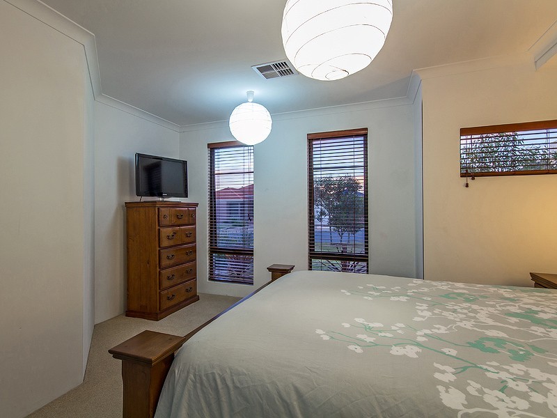 22 Westcliff Street, Wellard WA 6170