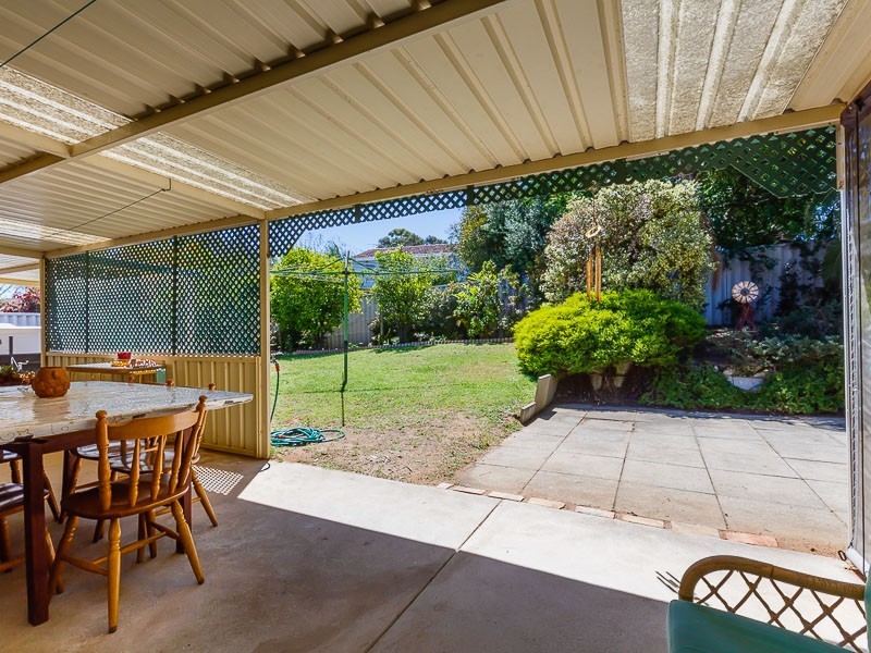 47 Corring Way, Parmelia WA 6167
