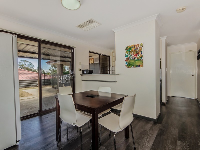 1 Youngs Place, Parmelia WA 6167