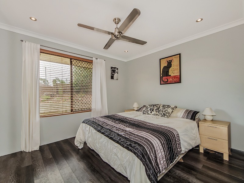 1 Youngs Place, Parmelia WA 6167